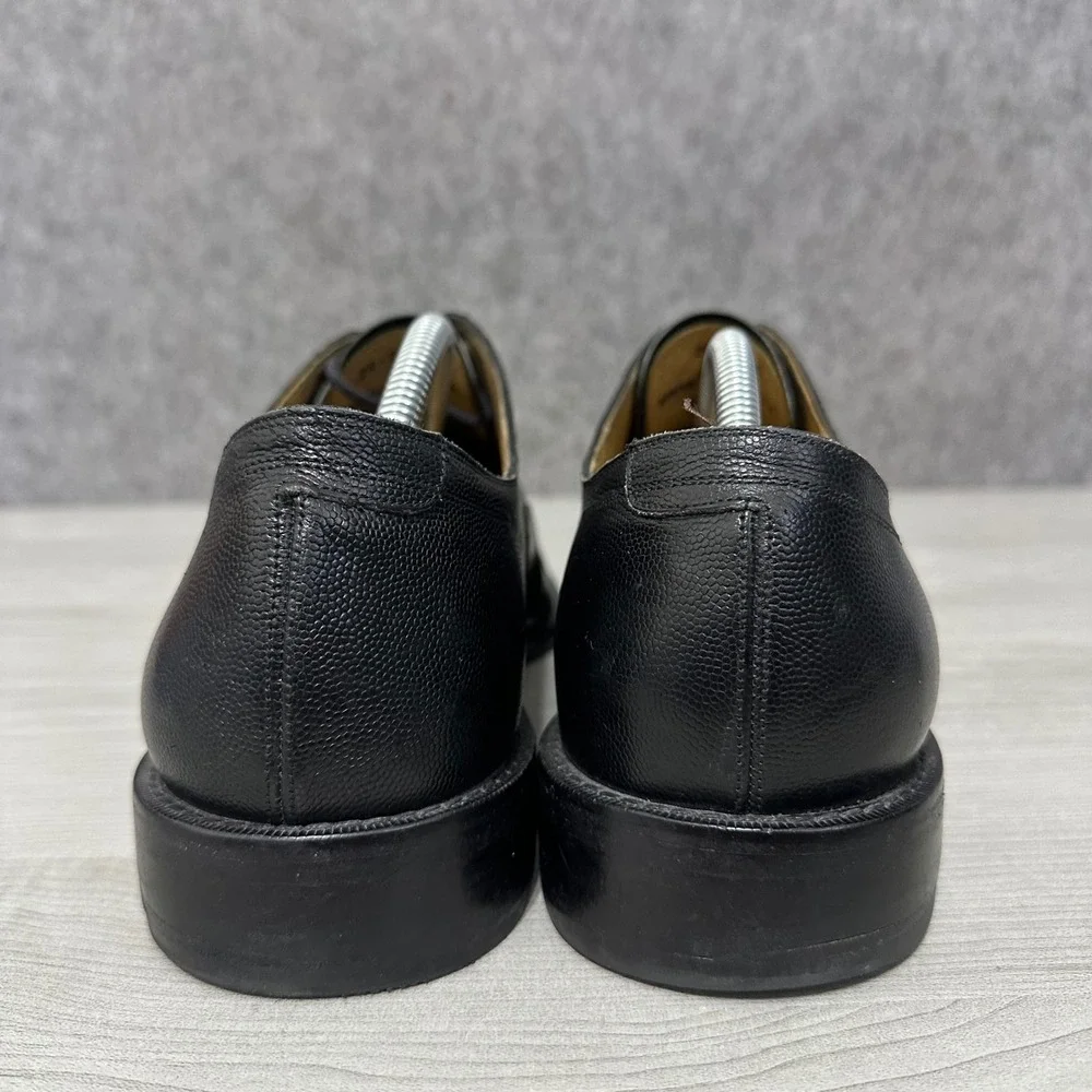 Johnston & Murphy Oxford Dress Shoes Mens 11 Black Pebbled Leather‎ Medallion